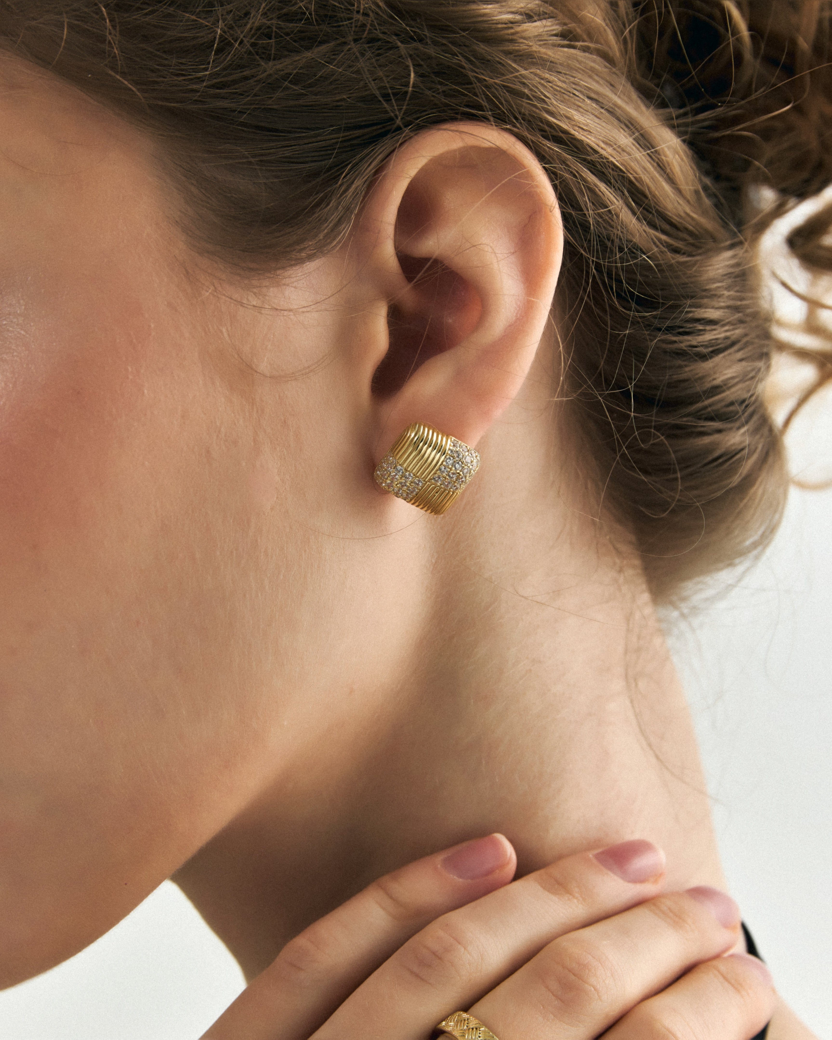 Silken Embrace Earring | Embrace 耳環