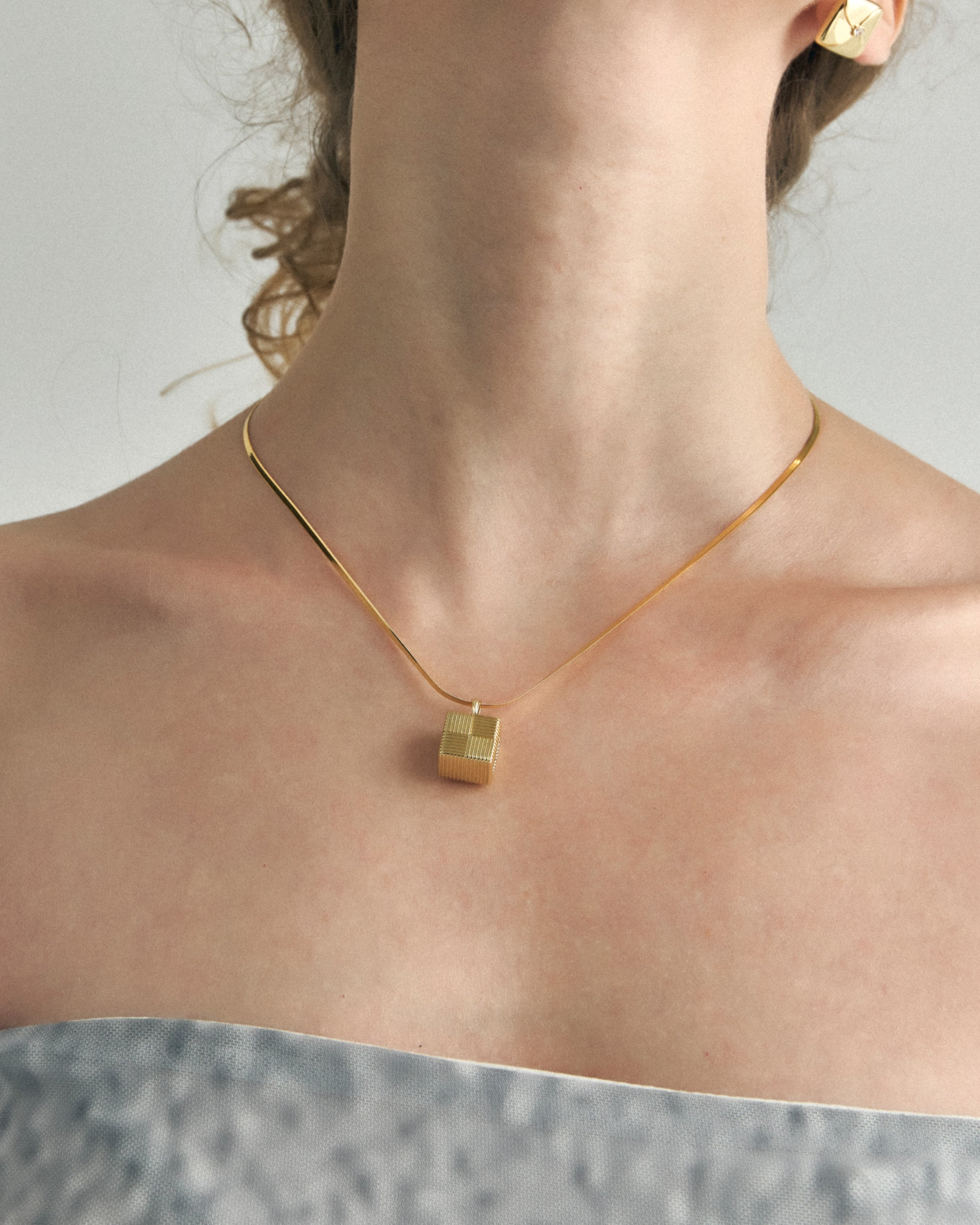 Silken Whisper Necklace | Whisper 項鍊