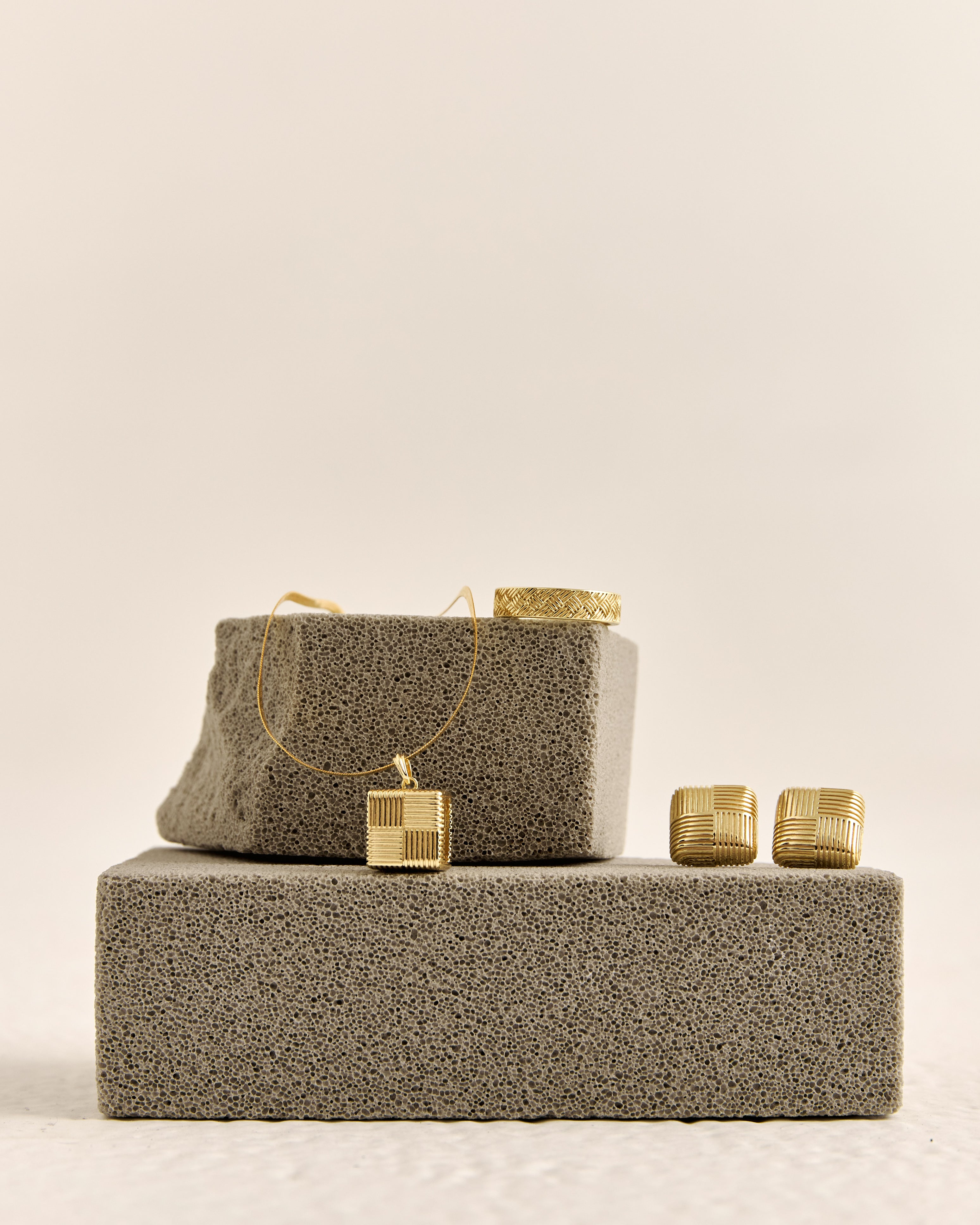 Silken Muse Earring | Muse 耳環